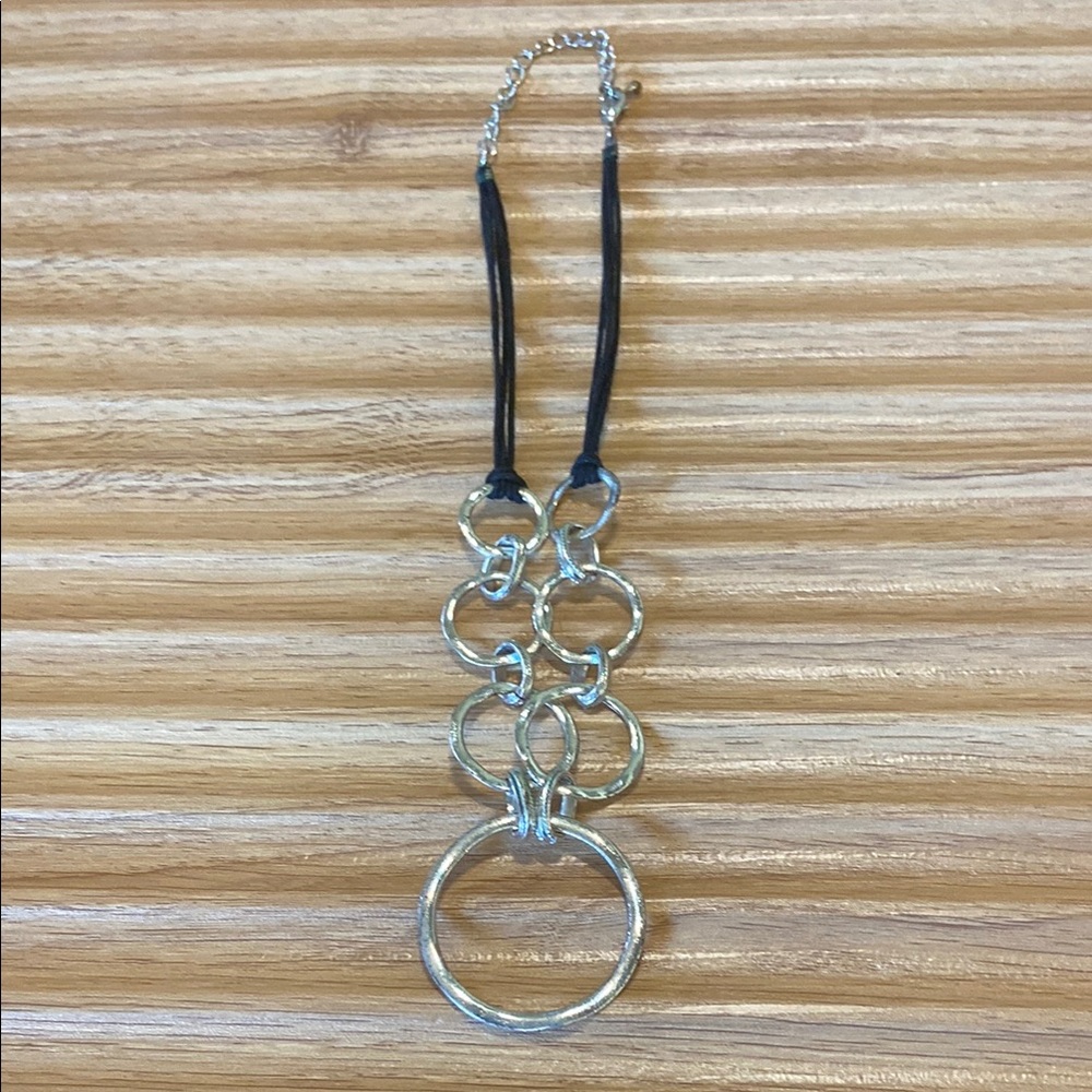 💙2/$5 Silver Hoop Necklace